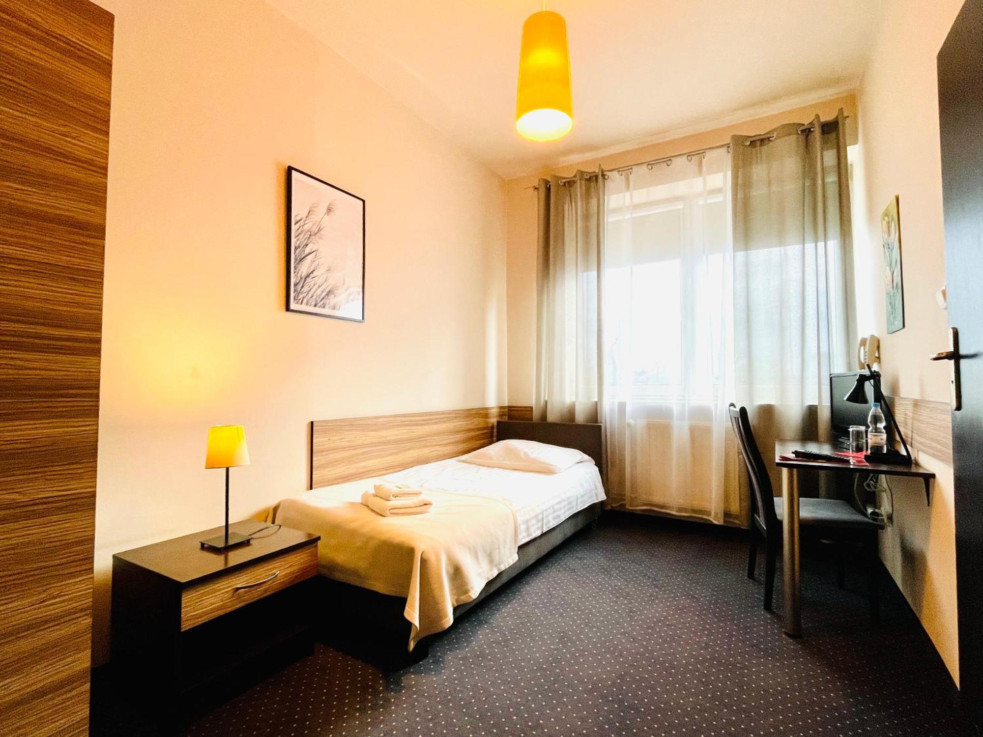 Hotel Seven 7 Kaliszki المظهر الخارجي الصورة