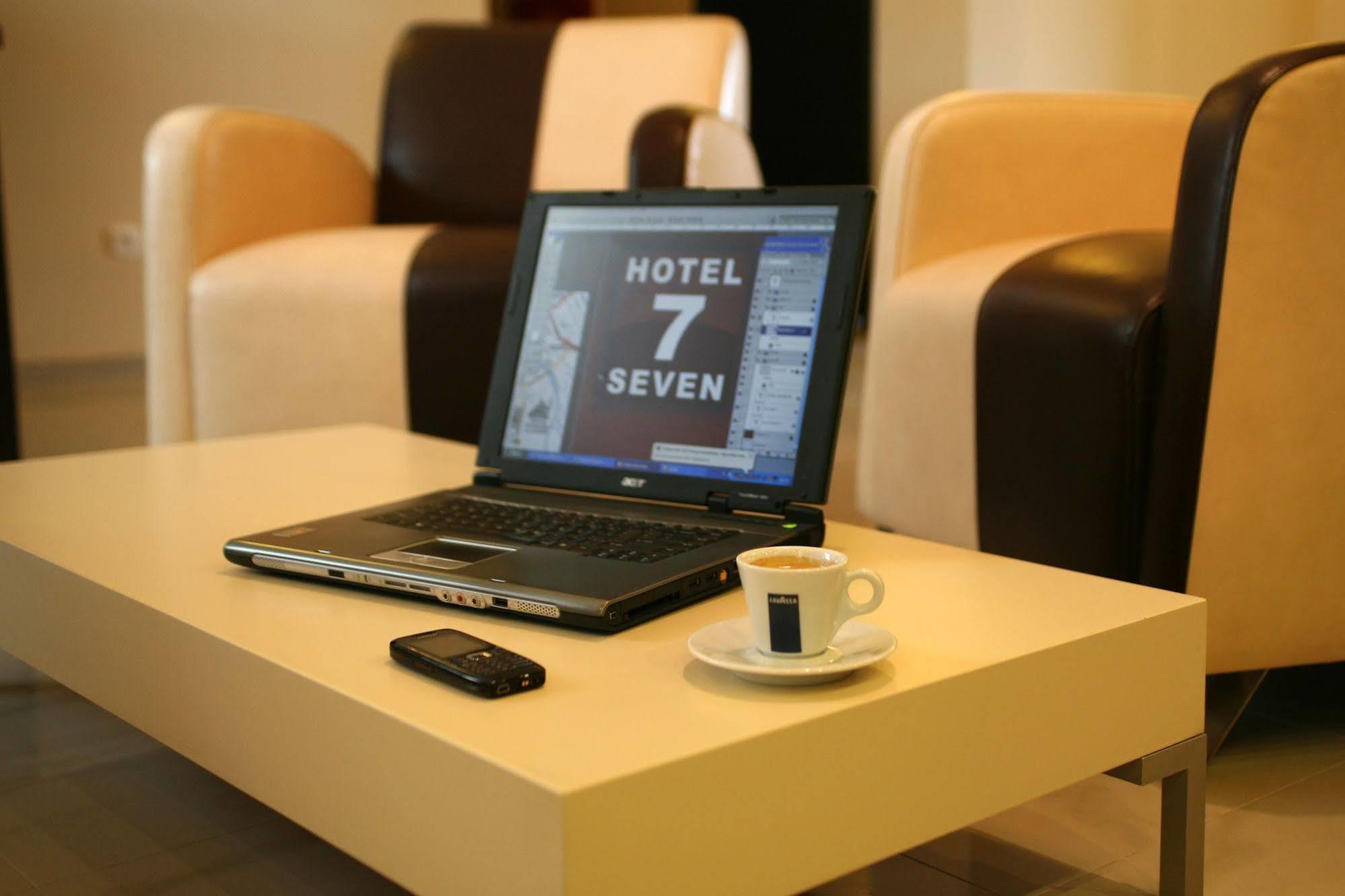 Hotel Seven 7 Kaliszki المظهر الخارجي الصورة