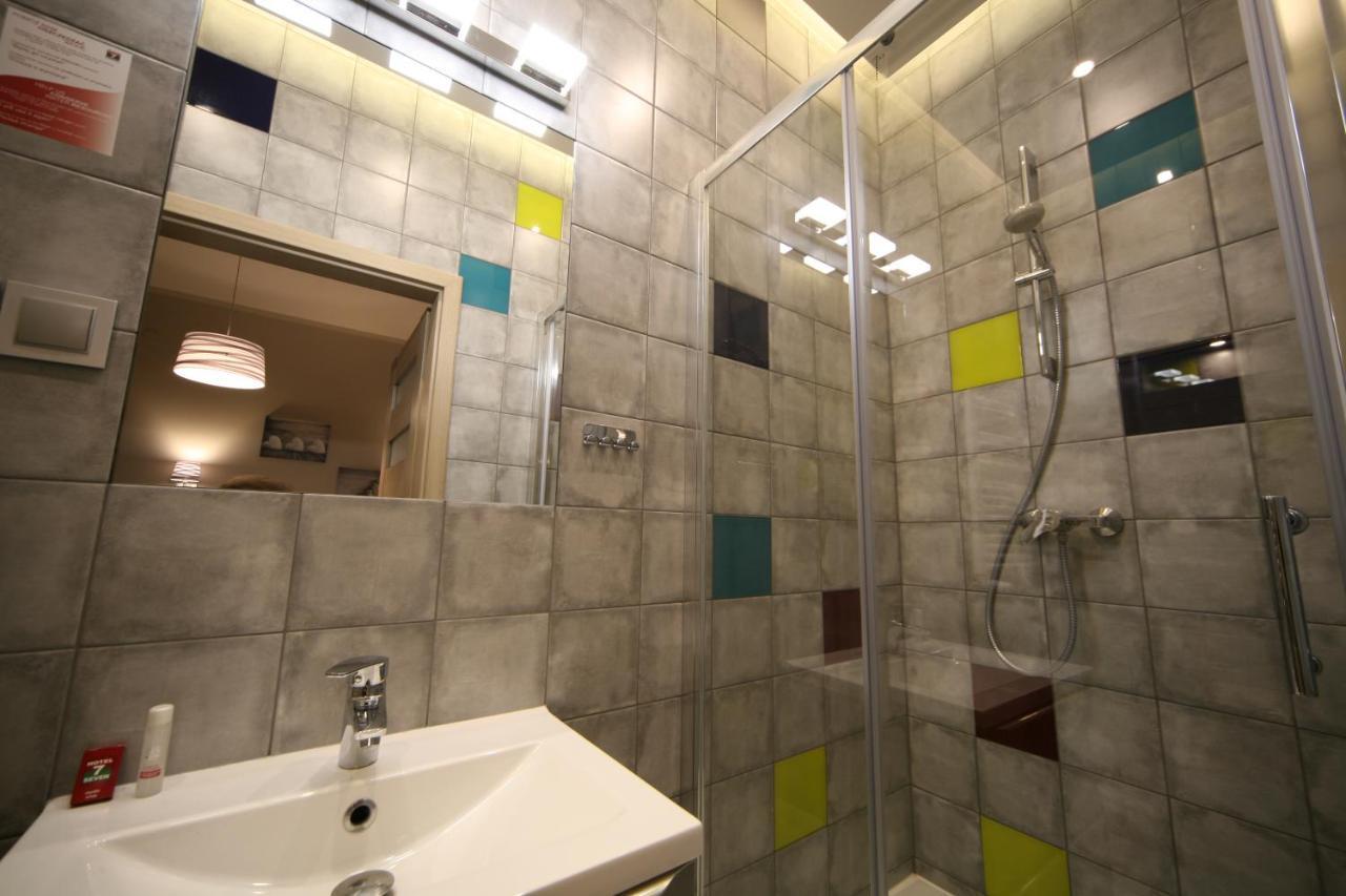 Hotel Seven 7 Kaliszki المظهر الخارجي الصورة